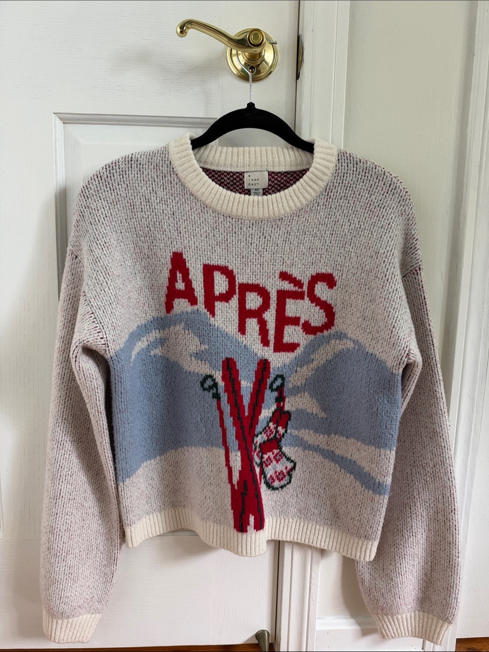 a new day Cream Apres Ski Graphic Crewneck Sweater